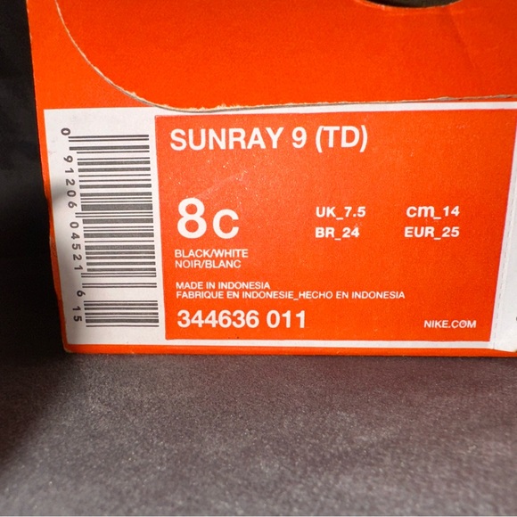 GUC | Toddler Nike slip on sandals | size 8C - Picture 13 of 13